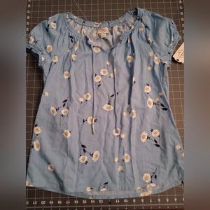 Never worn floral blouse